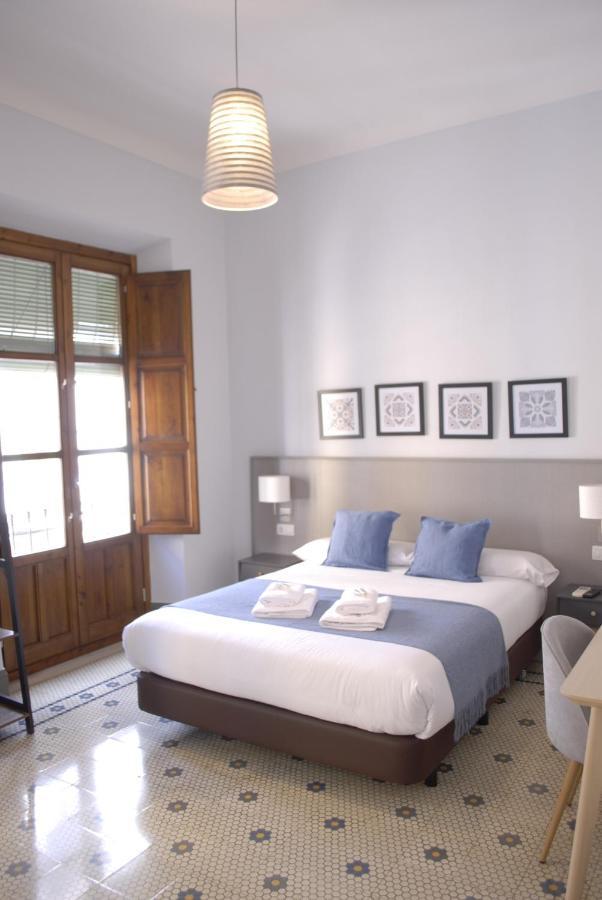 La Perla Granada Suites Bagian luar foto
