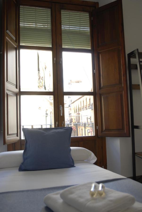 La Perla Granada Suites Bagian luar foto