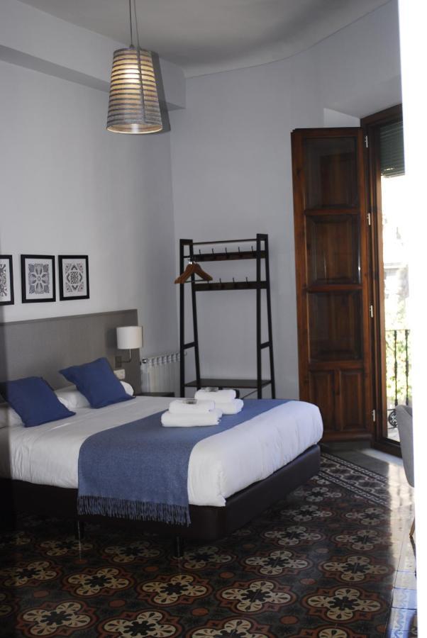 La Perla Granada Suites Bagian luar foto
