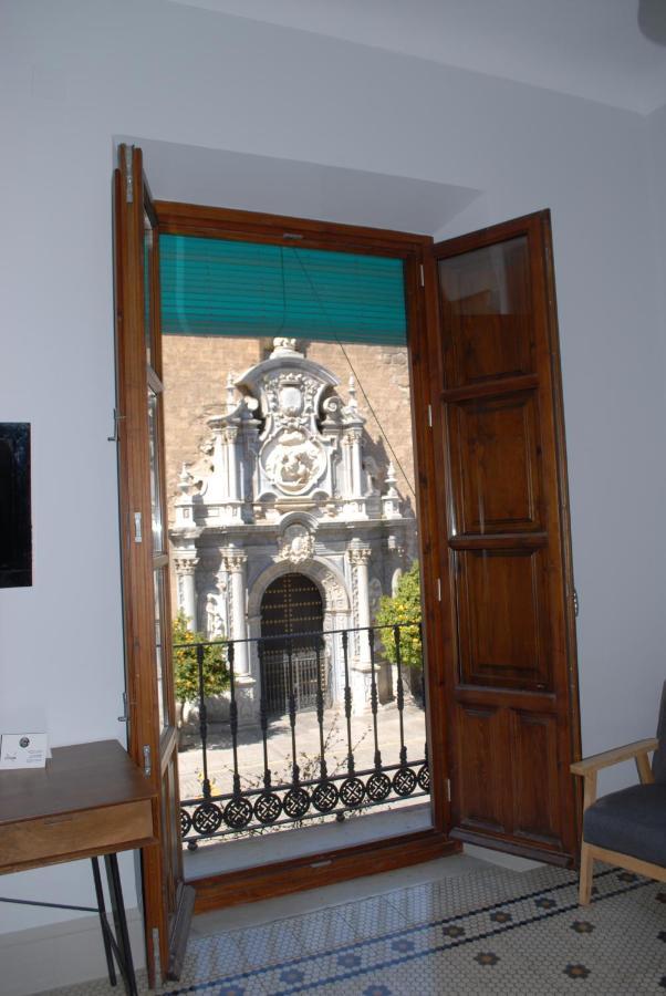 La Perla Granada Suites Bagian luar foto